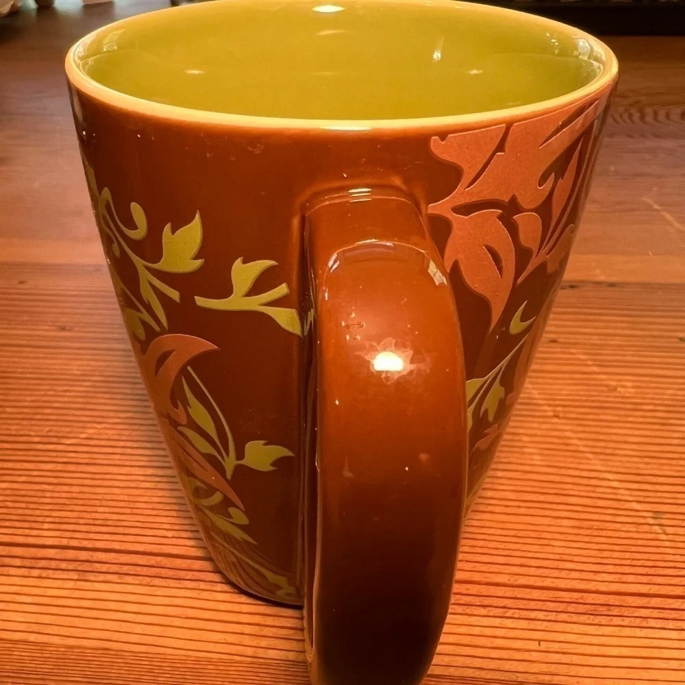 Jole Brown Green Mug